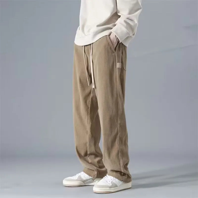 Pantaloni Baggie